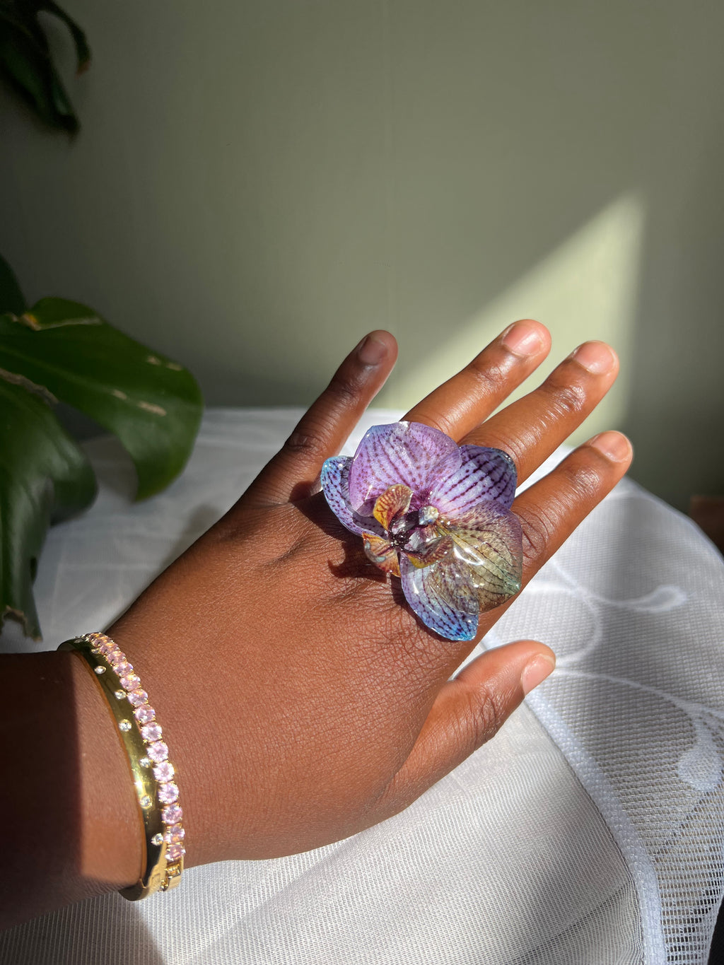 Large orchid Ring